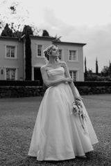 VIVIENNE